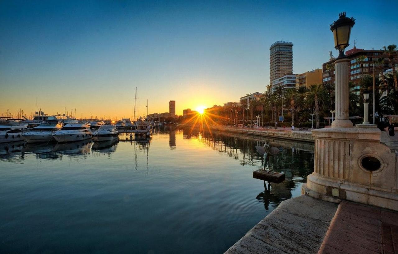Appartement Ap Turist Velazquez à Alicante Extérieur photo